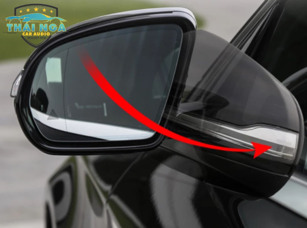 Lắp đặt gập gương lên kính tự động: Tính năng tiện ích cho ô tô