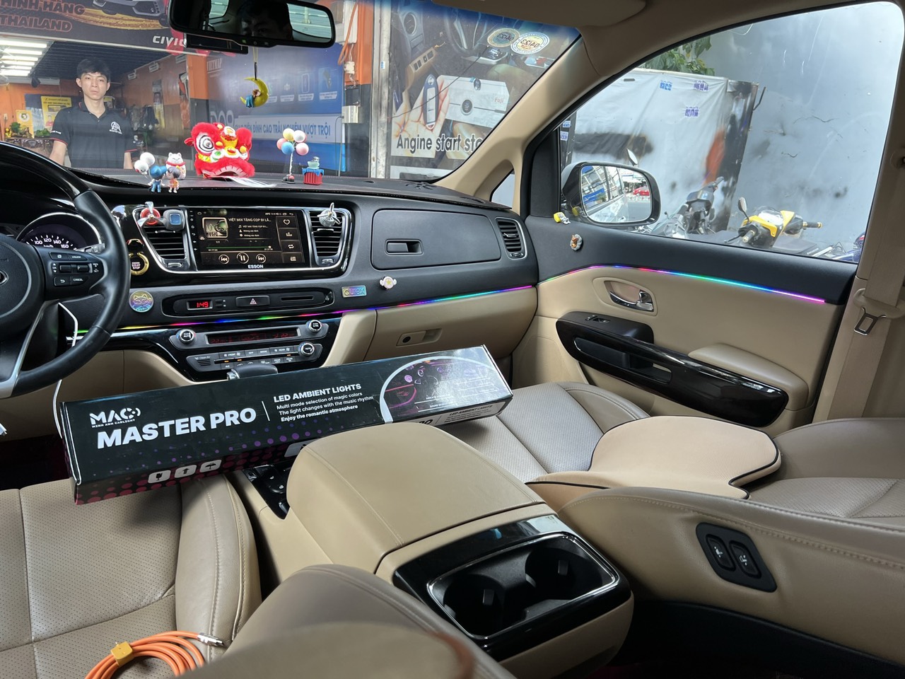 Hướng dẫn sử dụng đèn LED viền (Ambient Light) nội thất ô tô Master Pro V4+