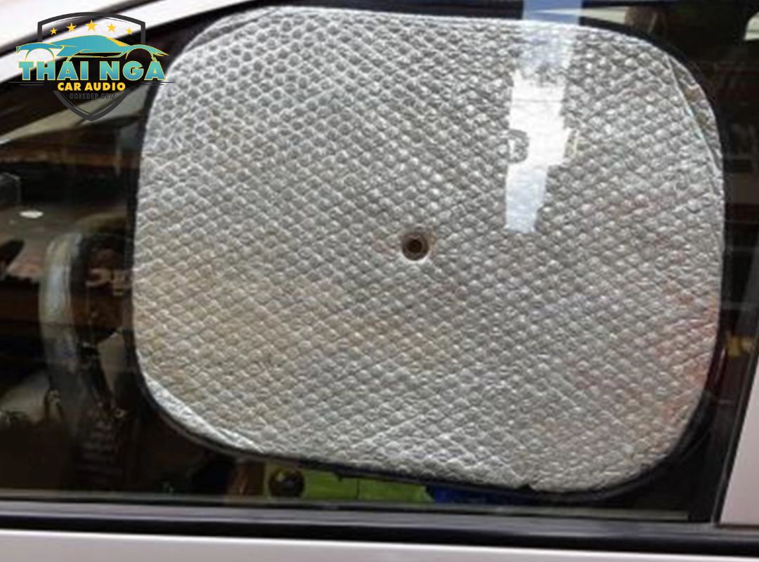 102 tấm chắn nắng ô tô