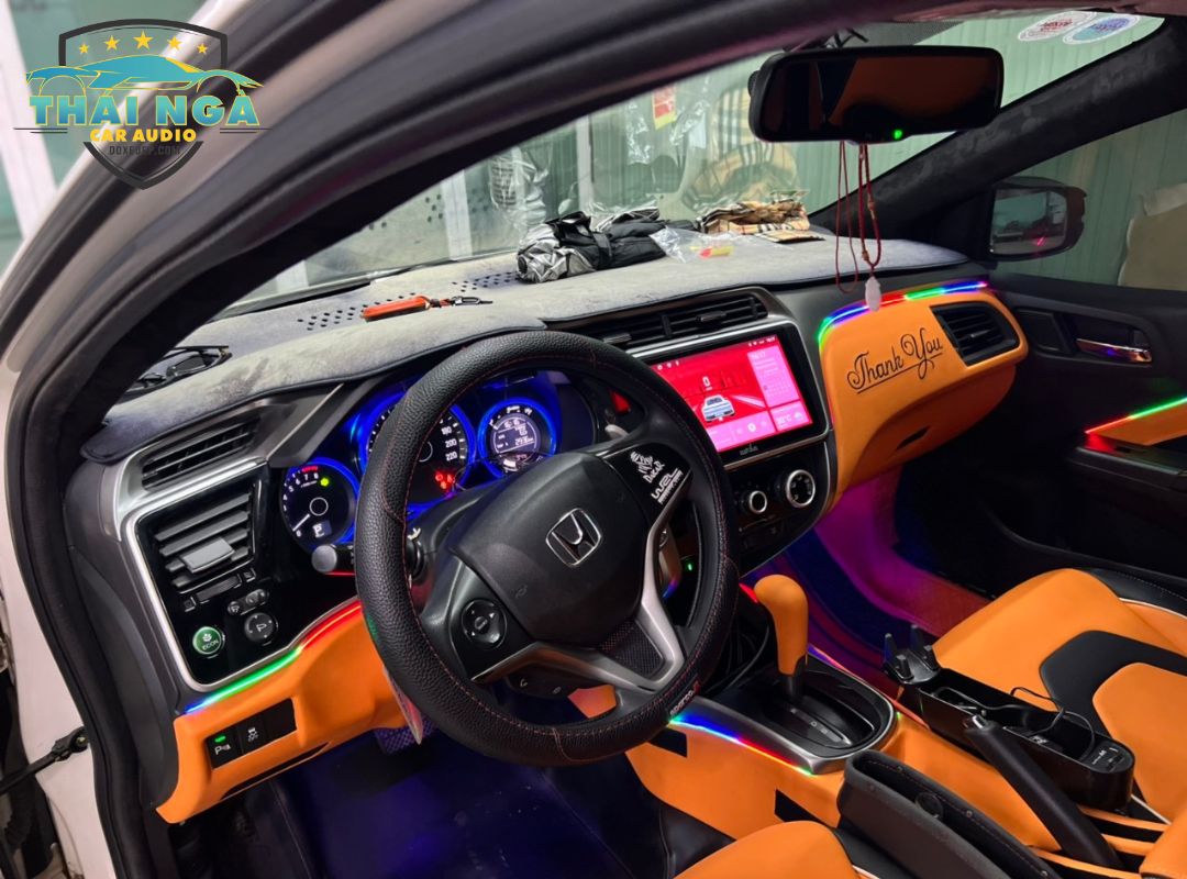 14-2 Led nội thất ô tô - Giải pháp trang trí, nâng cấp nội thất xe hiệu quả