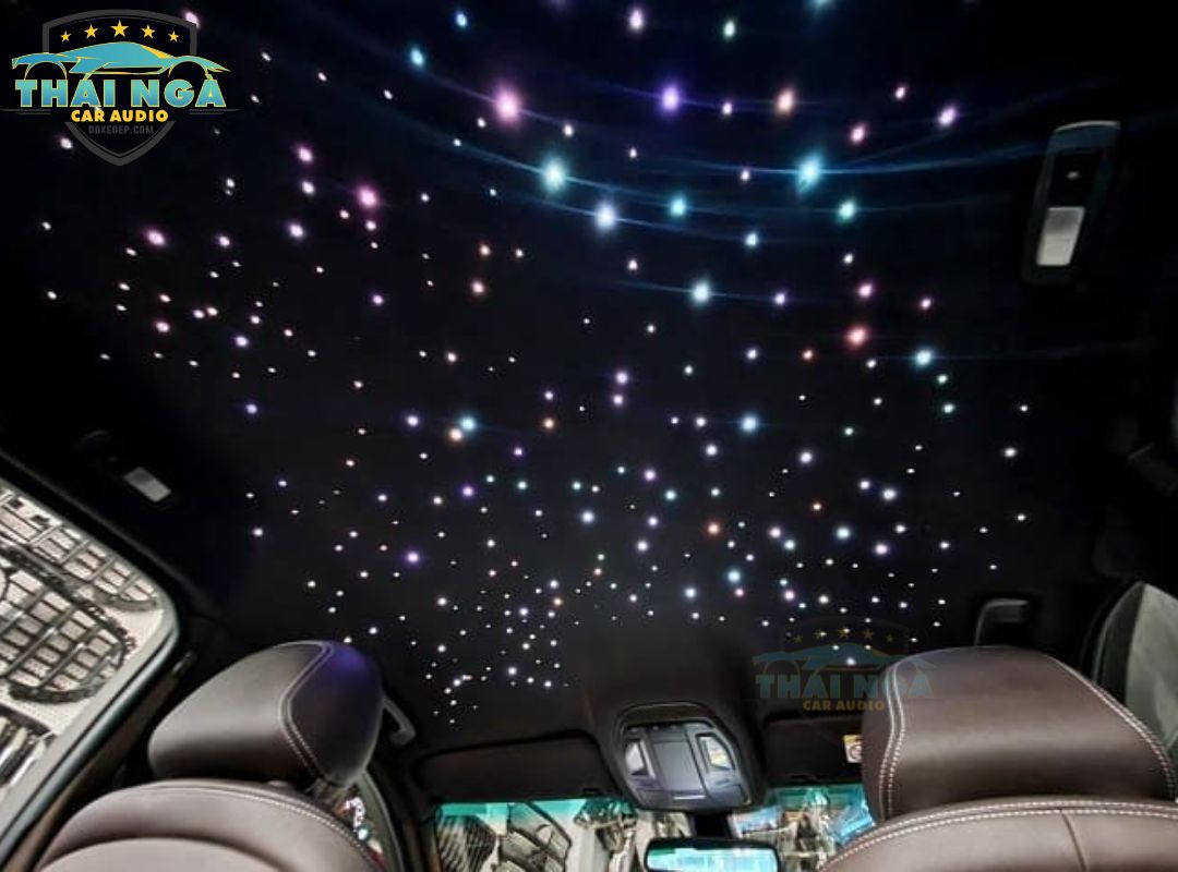 Độ trần sao ô tô là gì? Địa chỉ lắp đặt LED nội thất uy tín tại TP.HCM