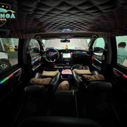 TOYOTA FORTUNER lắp LED nội thất V3