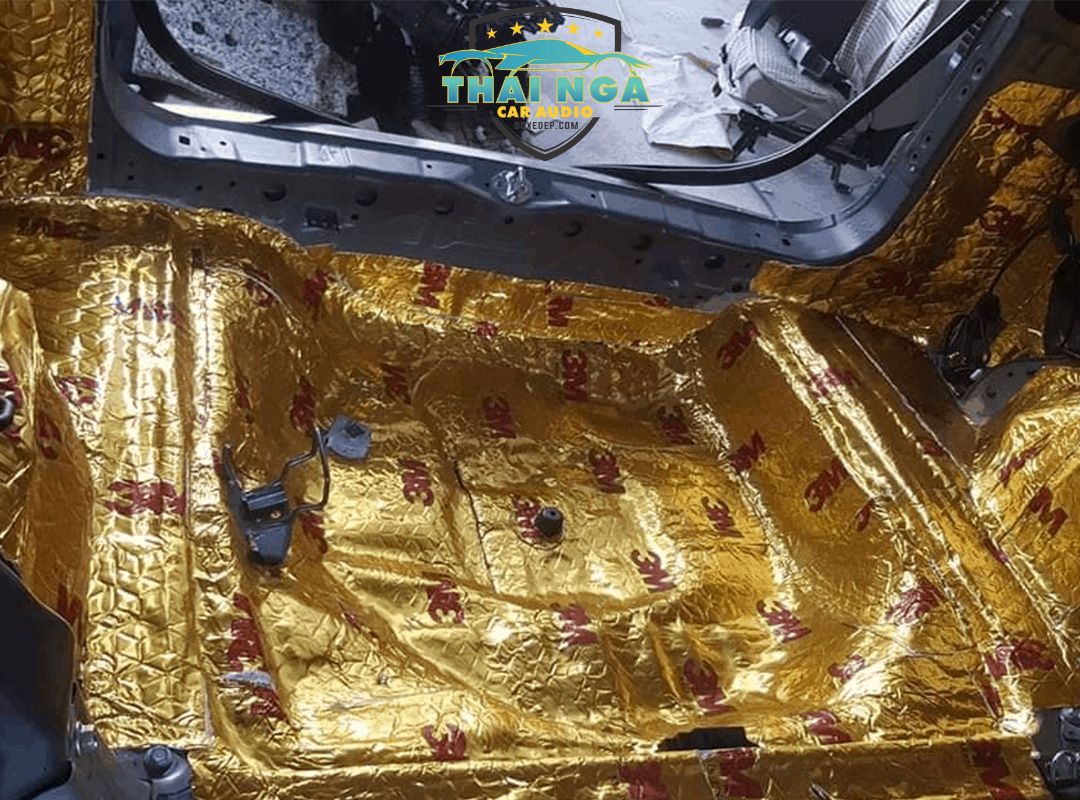 DÁN CÁCH ÂM XE KIA SELTOS