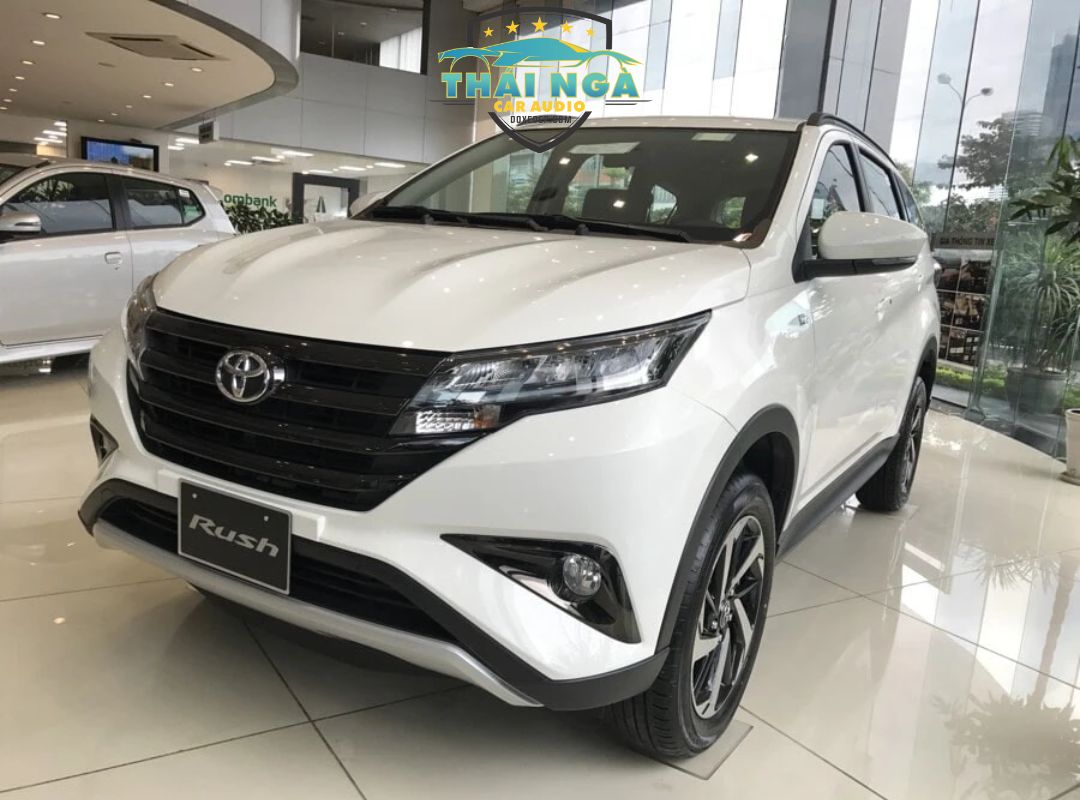 DÁN PHIM CÁCH NHIỆT CHO XE TOYOTA RUSH