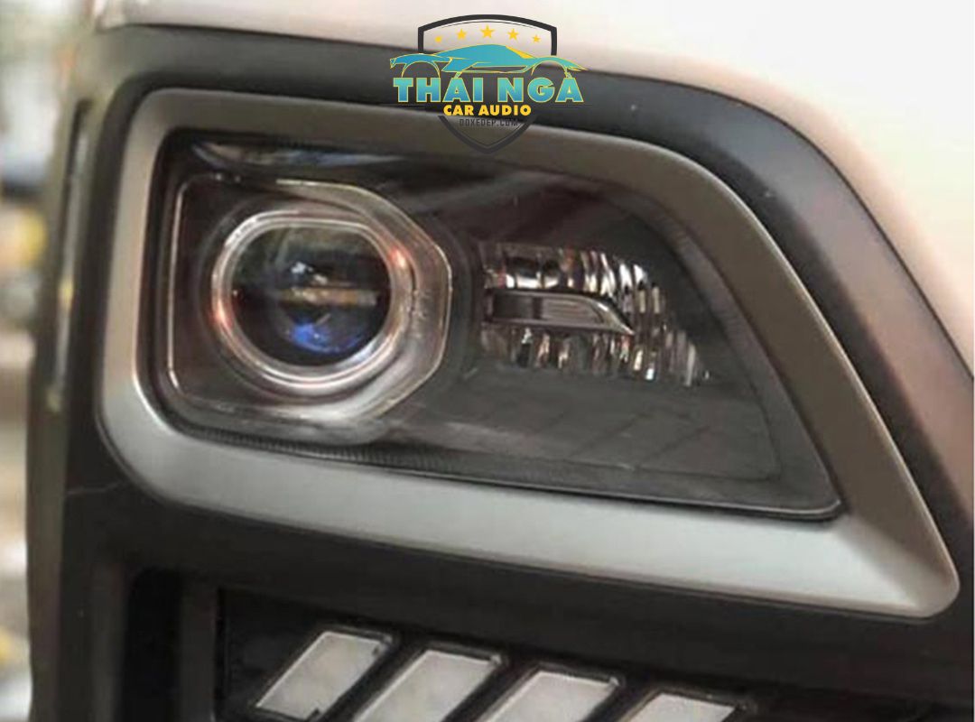 ĐỘ ĐÈN XE HYUNDAI KONA