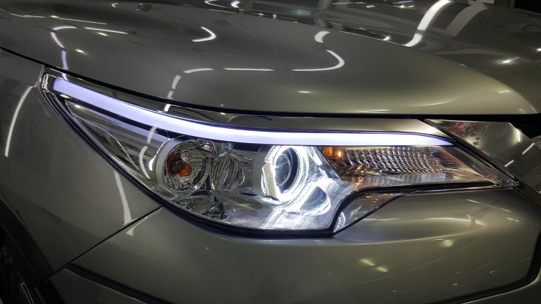 Độ đèn cho xe Toyota Fortuner Độ đèn cho xe Toyota Fortuner
