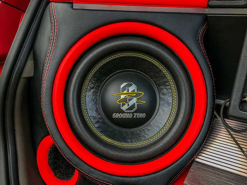 ground-zero-germany-do-dan-am-thanh-khung-nhu-vu-truong-di-dong-4 Ground Zero Germany - Độ dàn âm thanh khủng như “vũ trường” di động