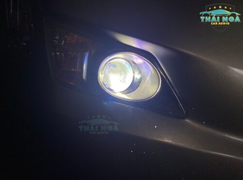 ĐỘ BI LED GẦM 3 CHẾ ĐỘ MÀU CHO XE TOYOTA INNOVA