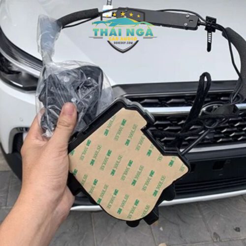 LẮP CỬA HÍT TOYOTA INNOVA