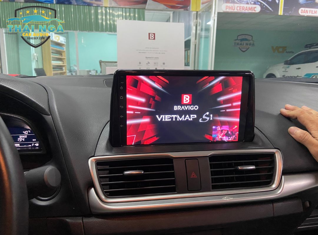 man-hinh-android-oto-2