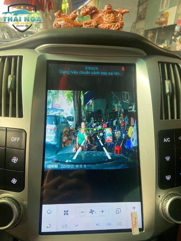 man_hinh_dvd_android_tesla