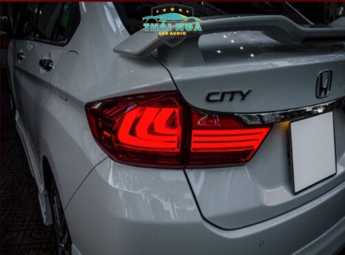 ĐÈN HẬU MẪU LEXUS