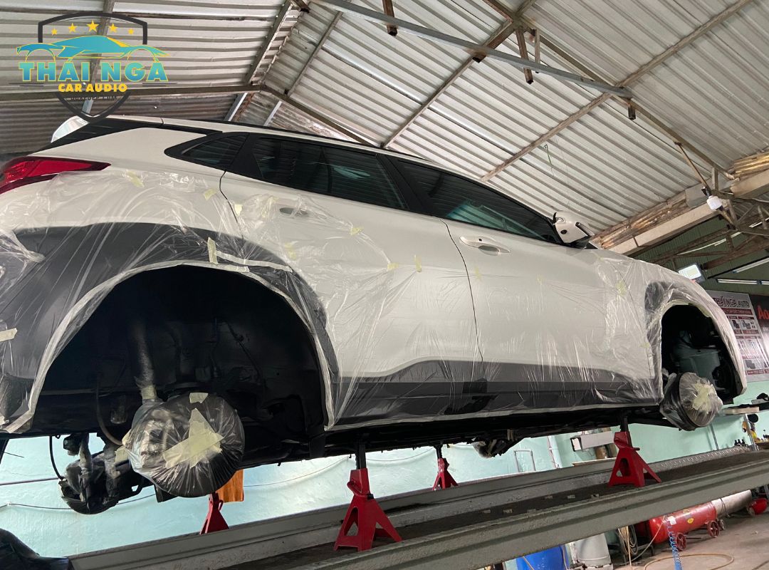 rua-xe-o-to2031 Có nên phủ gầm ô tô không? Những kinh nghiệm khi phủ gầm bạn cần biết